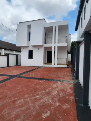 4bdrm Duplex in Agodi for sale