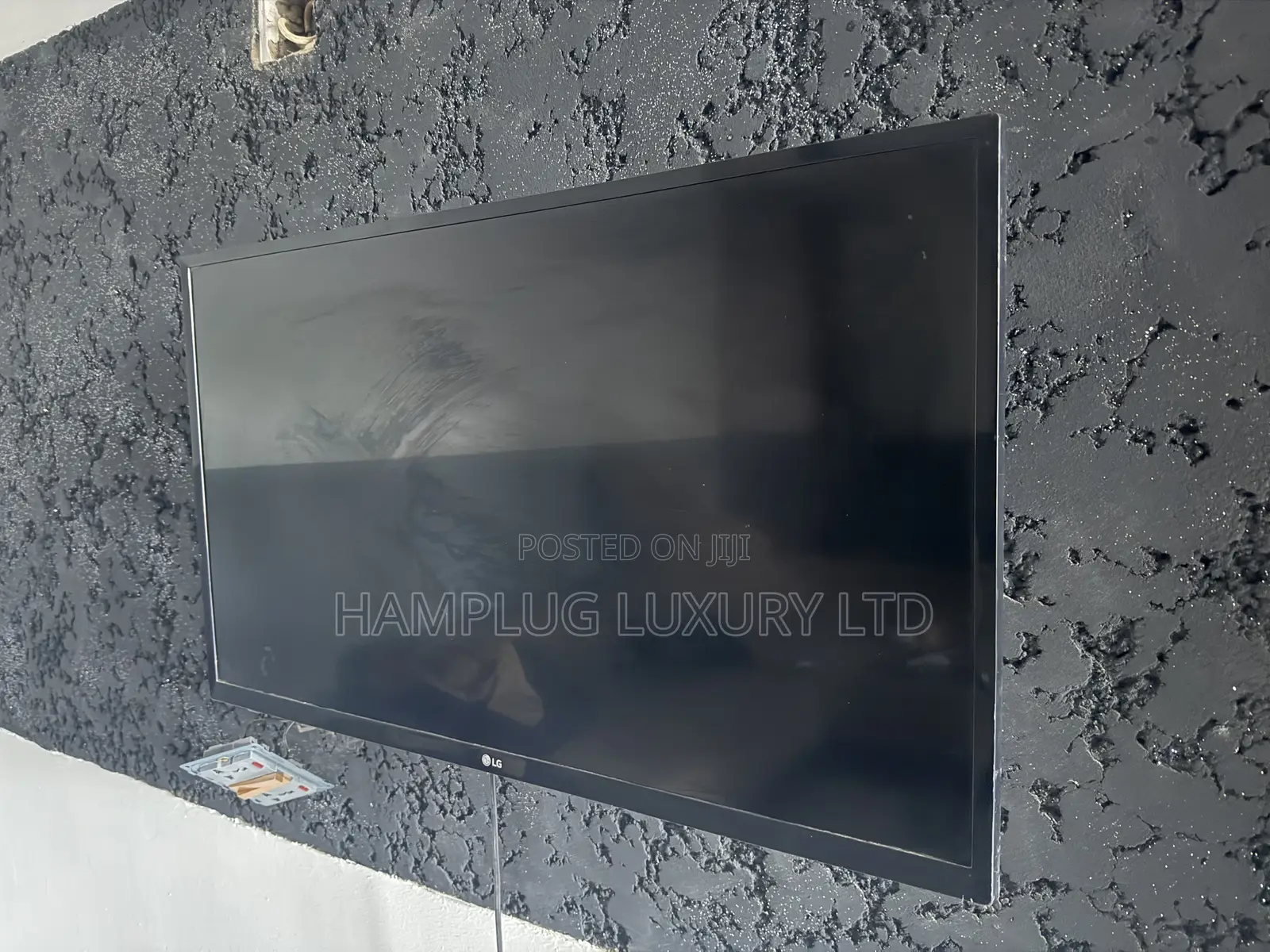 32inchs LG TV