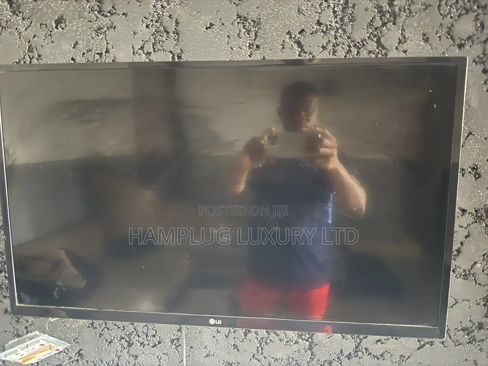 32inchs LG TV