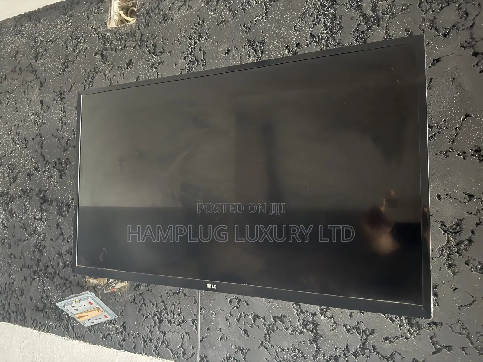 32inchs LG TV