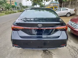 Toyota Avalon XLE 2020 Black