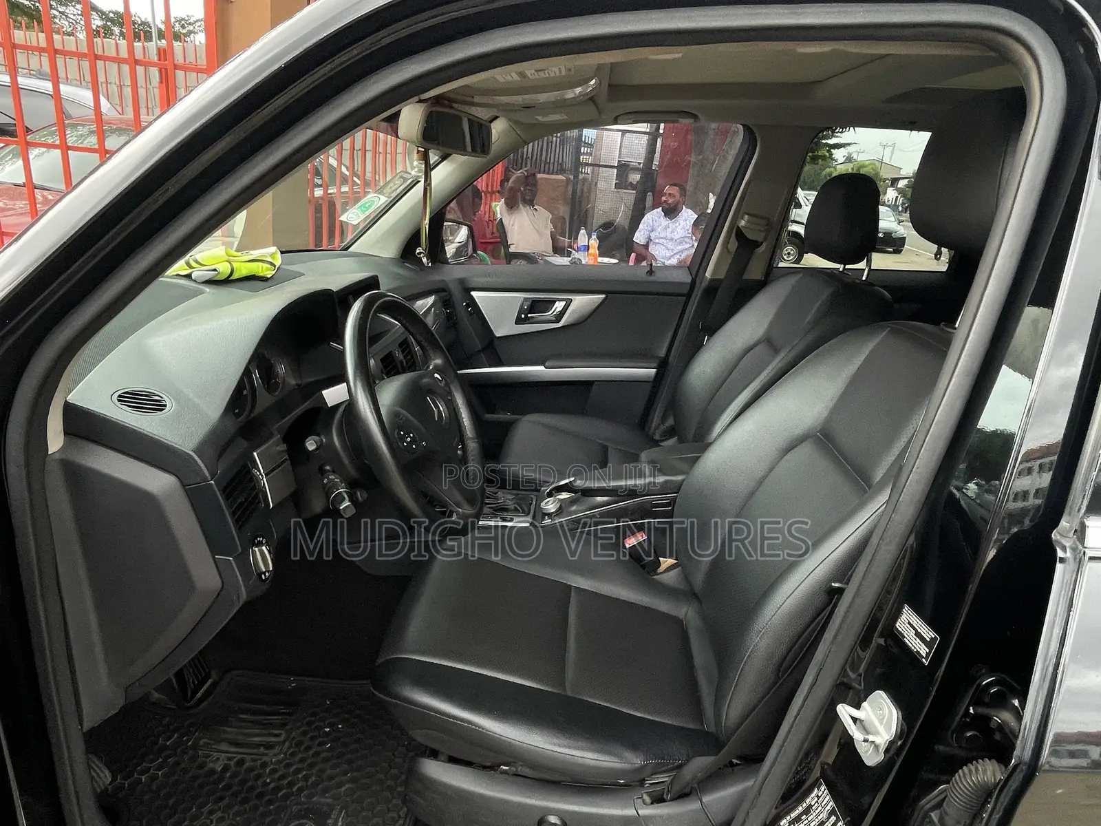 Mercedes-Benz GLK-Class 2010 Black