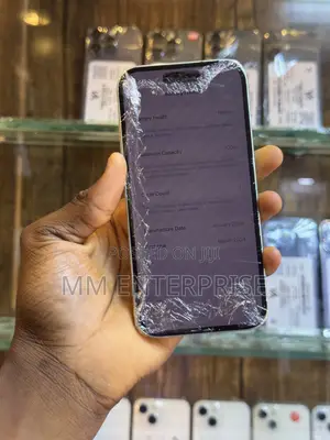 Apple iPhone 15 128 GB Green