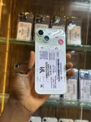 Apple iPhone 15 128 GB Green