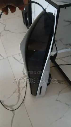 Ps 5 Few Month Used in a Good Condition