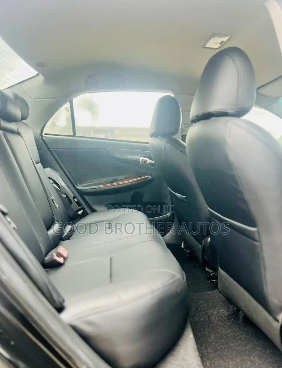Toyota Corolla 2009 Black