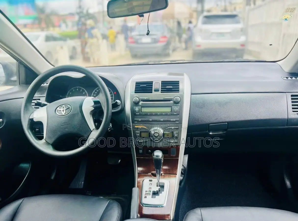 Toyota Corolla 2009 Black