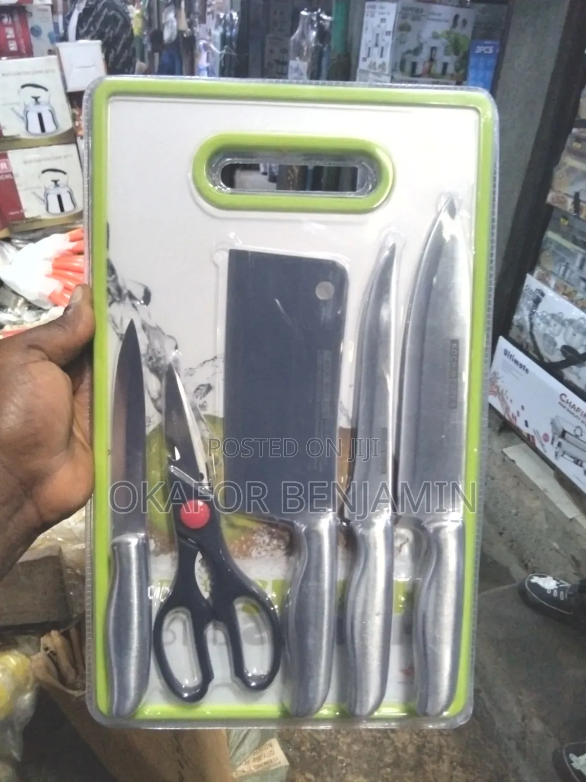 High Quality Stainless Knife With Cutting Board