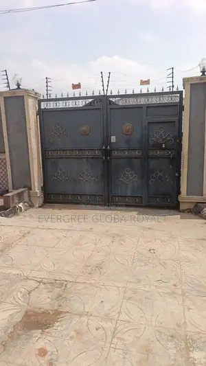 3bdrm Bungalow in Magodo G.R.A.Phase 1 for sale