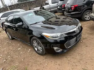 Toyota Avalon XLE Sedar FWD (3.5L 6cyl 6A) 2013 Black