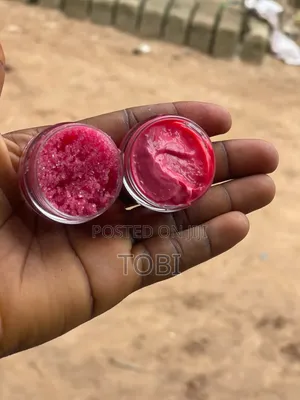 Sugar Lip Scrub and Pink Lip for Exfoliates and Get Soft Lips
