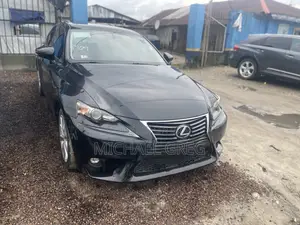 Lexus IS 250 4WD 2016 Black