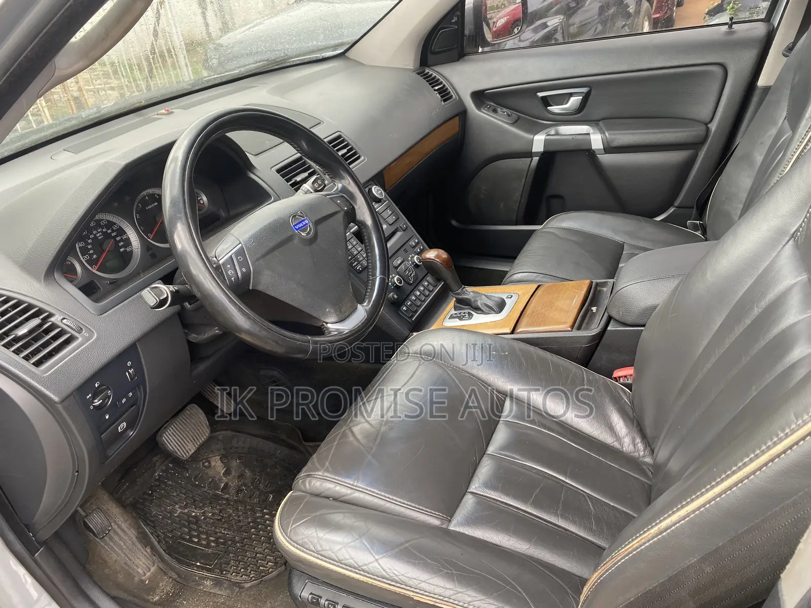 Volvo XC90 2012 Silver