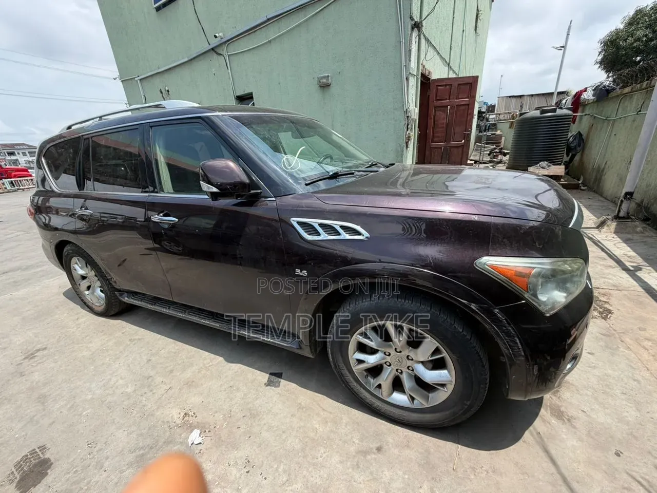 Infiniti QX80 2014