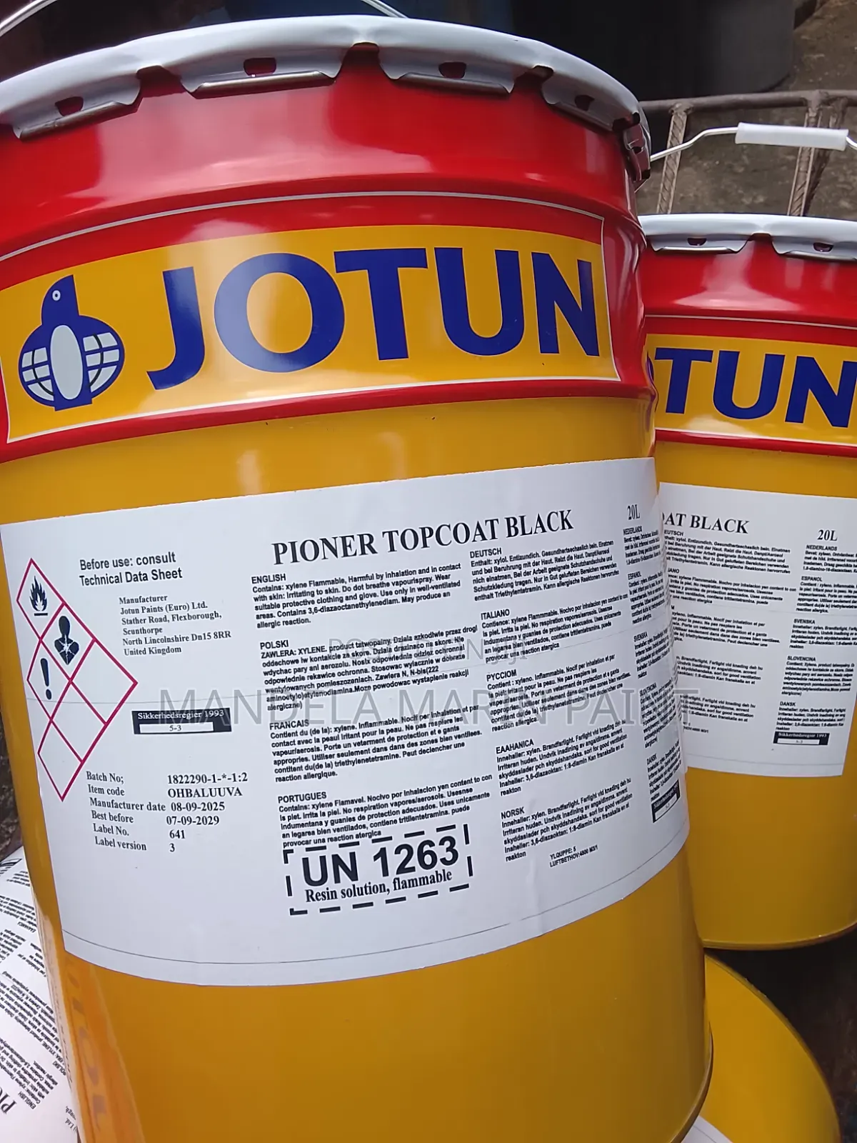 Jotun Pioneer Topcoat Black