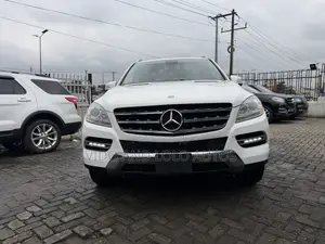 Mercedes-Benz M Class ML350 4MATIC 4dr SUV AWD (3.5L 6cyl 7A) 2015