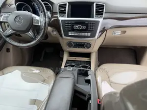Mercedes-Benz M Class ML350 4MATIC 4dr SUV AWD (3.5L 6cyl 7A) 2015