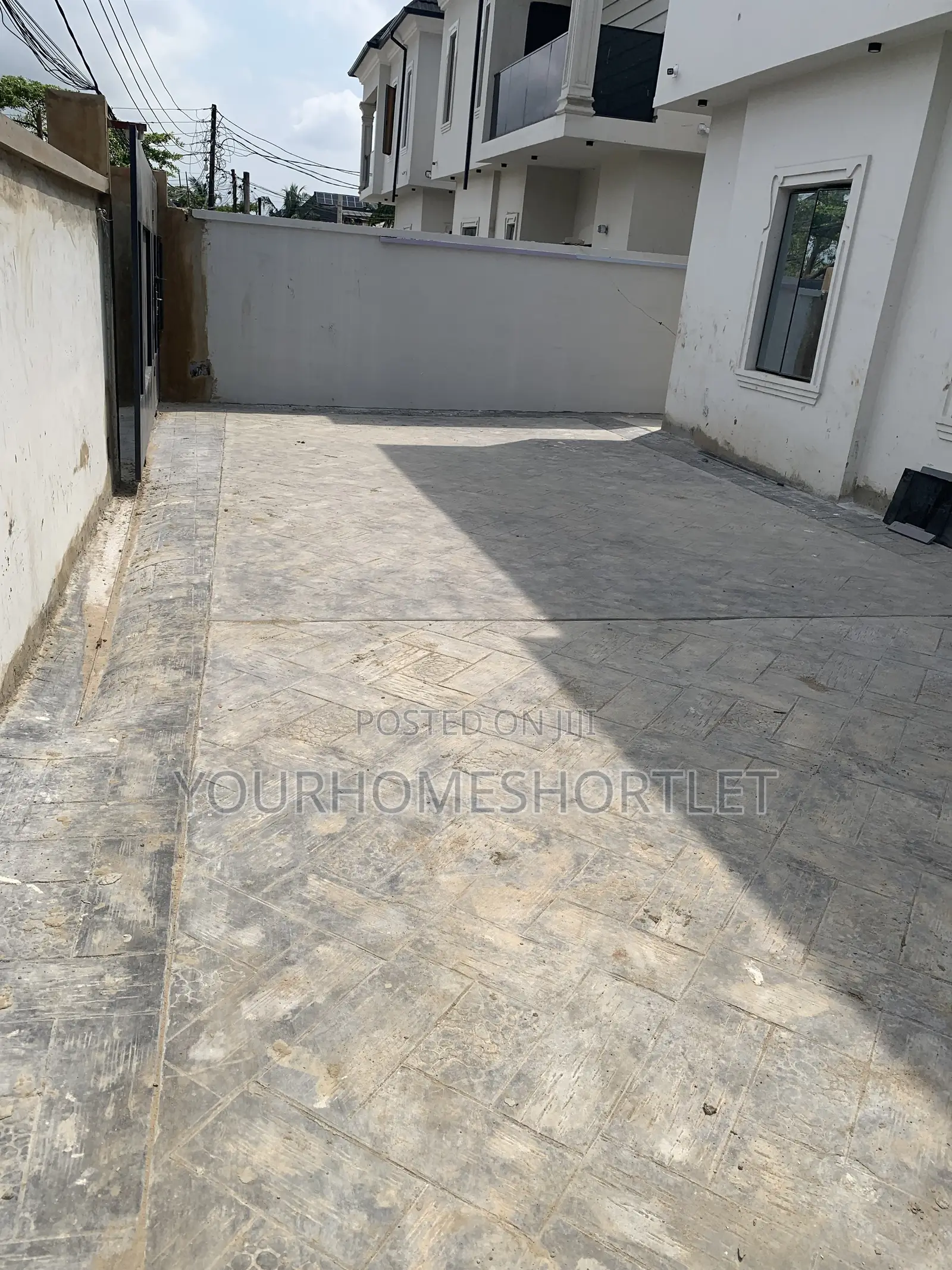 New Built 4 Bedroom Duplex ( Self Compound)