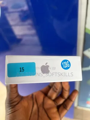New Apple iPhone 15 128 GB Blue