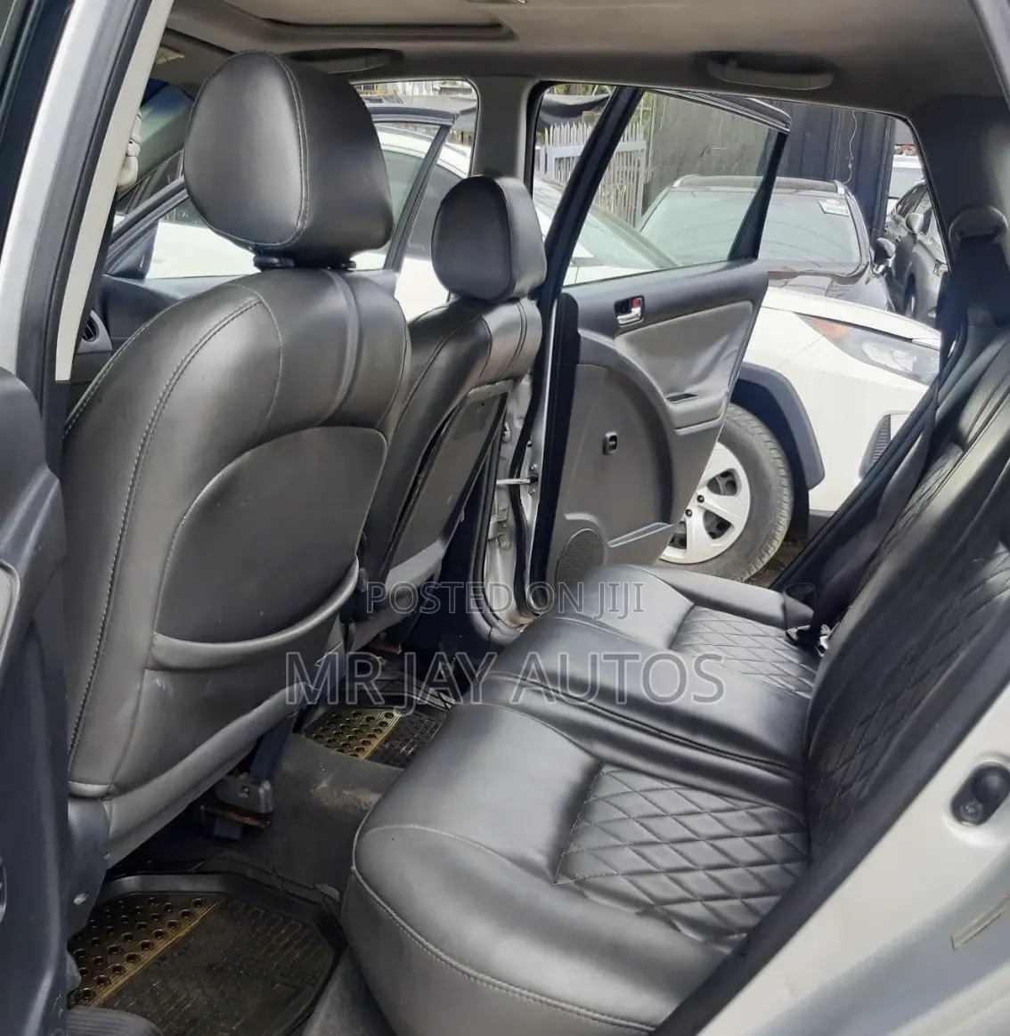 Toyota Matrix 2003 Silver