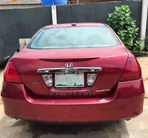 Honda Accord 2006 Red