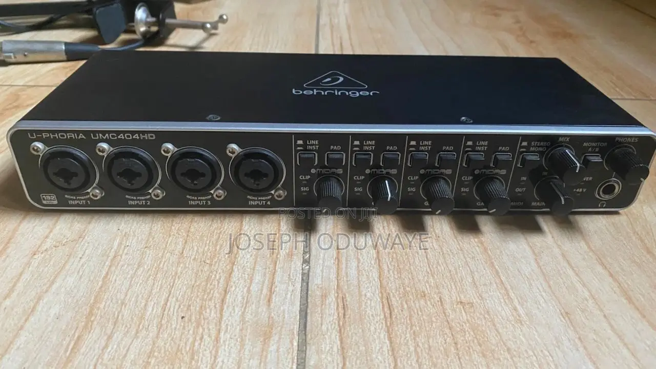 Behringer UMC404HD 4x4 Audio Interface