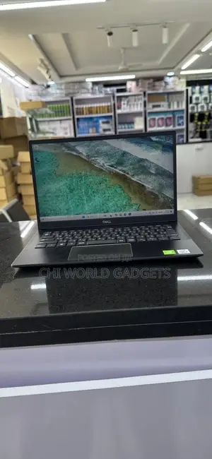 Laptop Dell Vostro 13 5391 8GB Intel Core i7 SSD 256GB