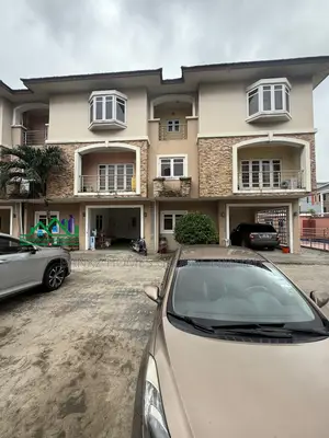 4bdrm Apartment in Victoria Island for sale
