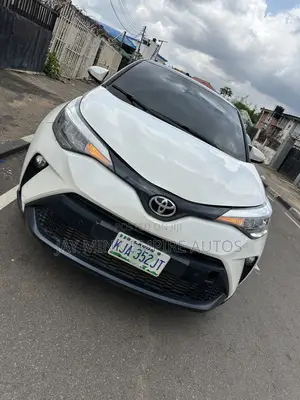 Toyota C-HR 2019 White