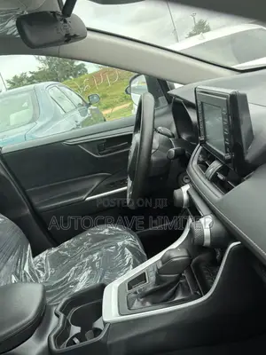 Toyota RAV4 LE AWD 2020 Silver