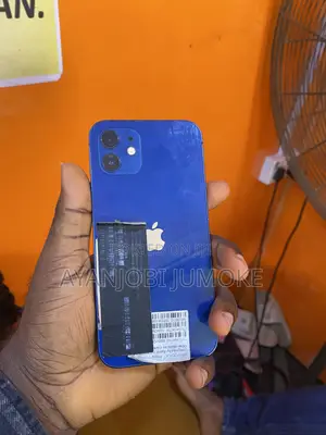 Apple iPhone 12 64 GB Blue