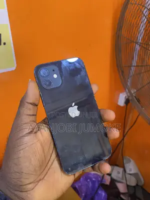 Apple iPhone 12 64 GB Black