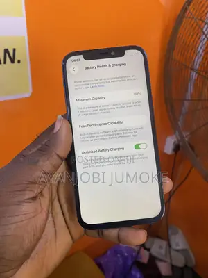 Apple iPhone 12 64 GB Black
