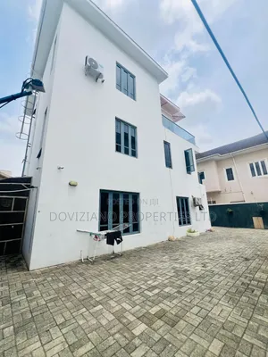 Furnished 5bdrm Duplex in Lekki Phase 1 for rent