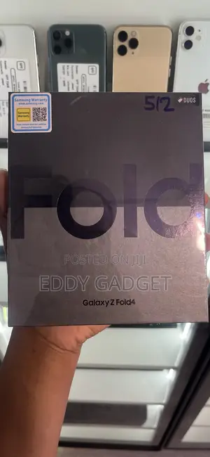 New Samsung Galaxy Z Fold4 512 GB