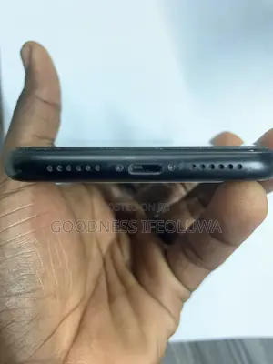 Apple iPhone XR 64 GB Black