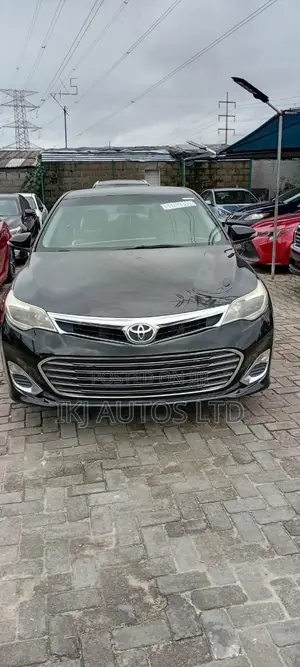 Toyota Avalon Limited 4dr Sedan (3.5L 6cyl 6A) 2014 Black