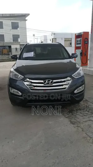 Hyundai Santa Fe 2015 Gray