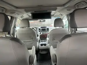 Toyota Sienna Limited 7 Passenger 2010 Gray
