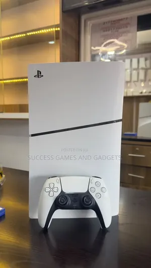Ps5 Slim With One Pad and Fc26
