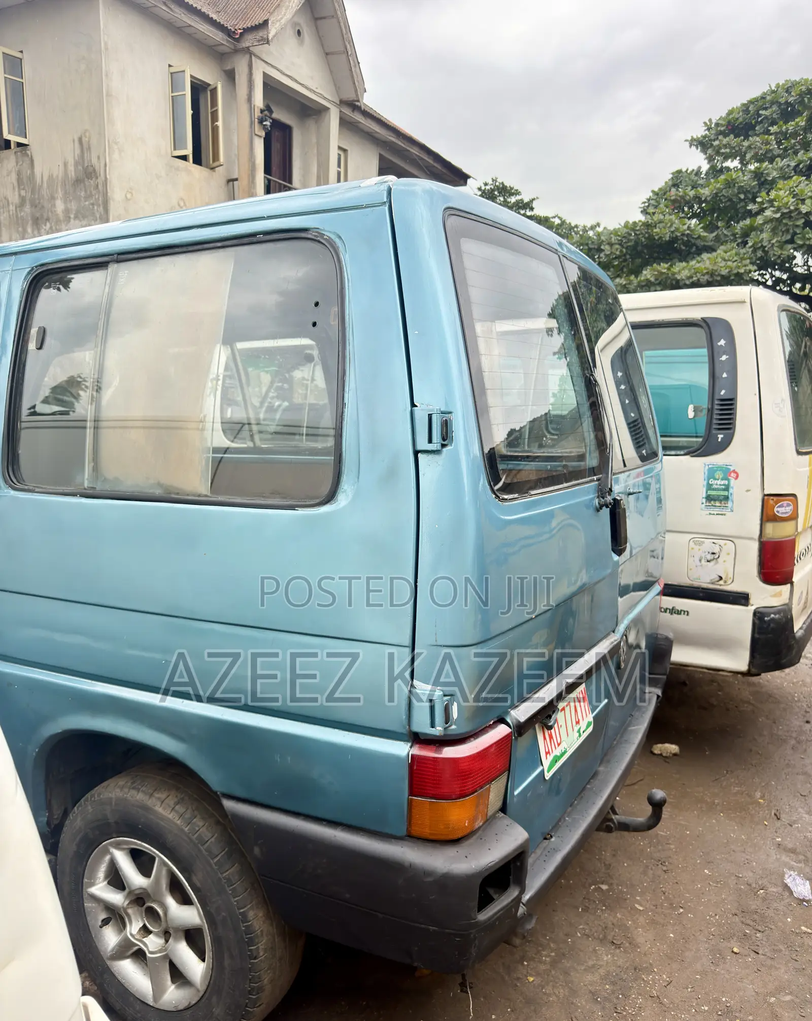 Volkswagen Transporter 2004 Blue