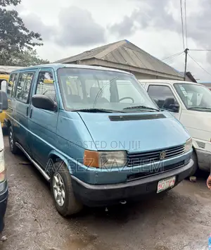 Volkswagen Transporter 2004 Blue