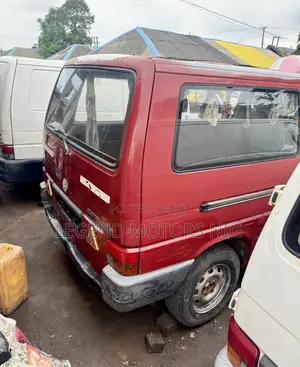 Volkswagen Transporter 2005 Red