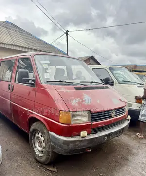 Volkswagen Transporter 2005 Red