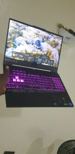 Laptop Asus TUF Dash F15 8GB Intel Core i5 SSD 256GB