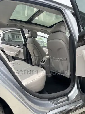 Hyundai Sonata Limited 4dr Sedan (2.4L 4cyl 6A) 2015 Silver