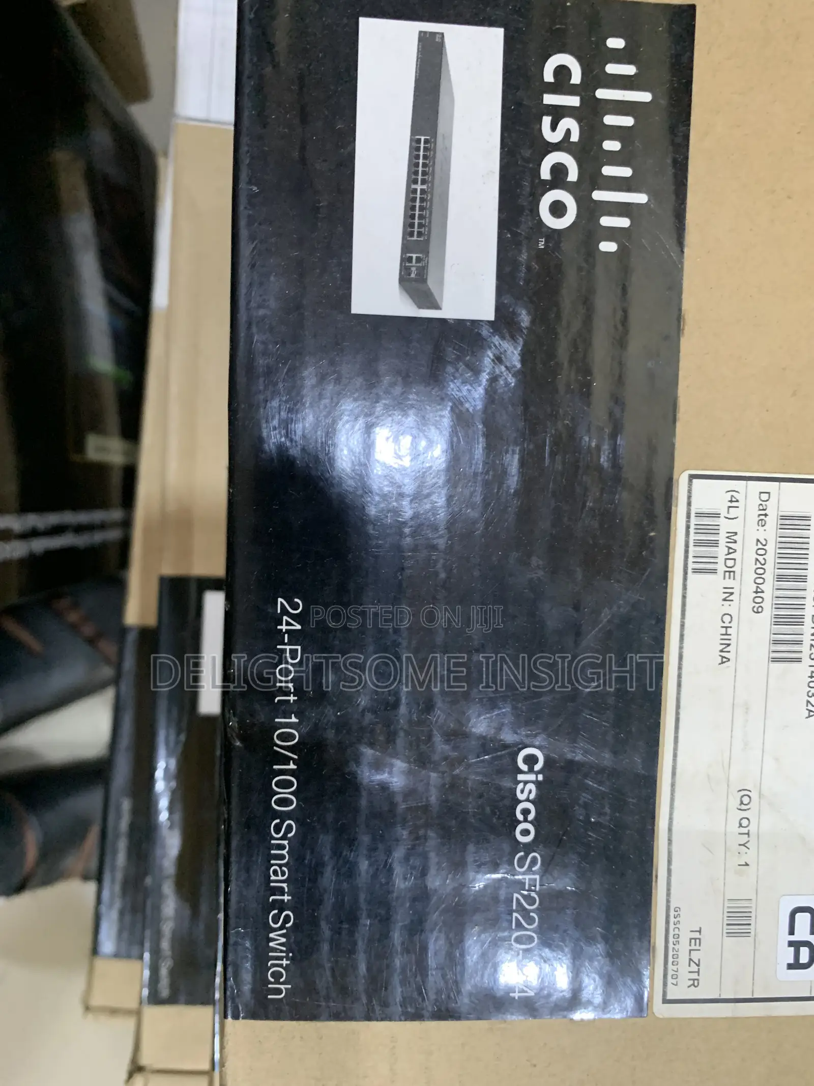 Cisco SF220-24 Smart Switch