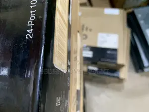 Cisco SF220-24 Smart Switch