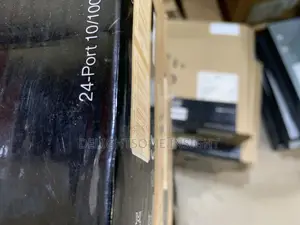 Cisco SF220-24 Smart Switch