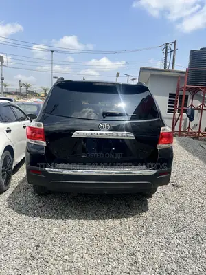 Toyota Highlander Limited 2011 Black